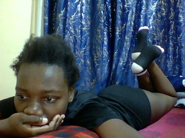 Sweetebonny live cam on BongaCams