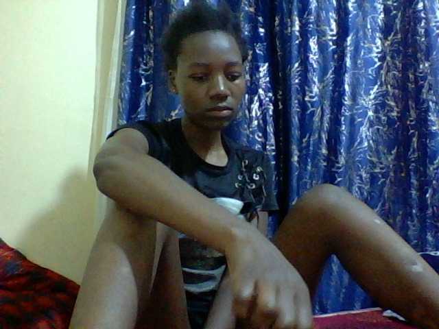 Sweetebonny live cam on BongaCams