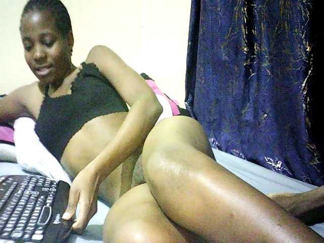 Sweetebonny live webcam show
