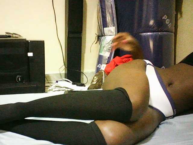 Sweetebonny live cam on BongaCams