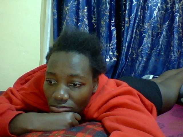 Sweetebonny live cam on BongaCams