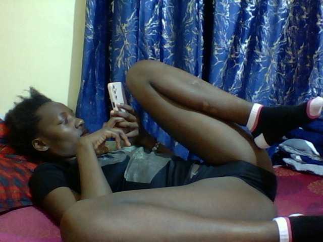 Sweetebonny live cam on BongaCams