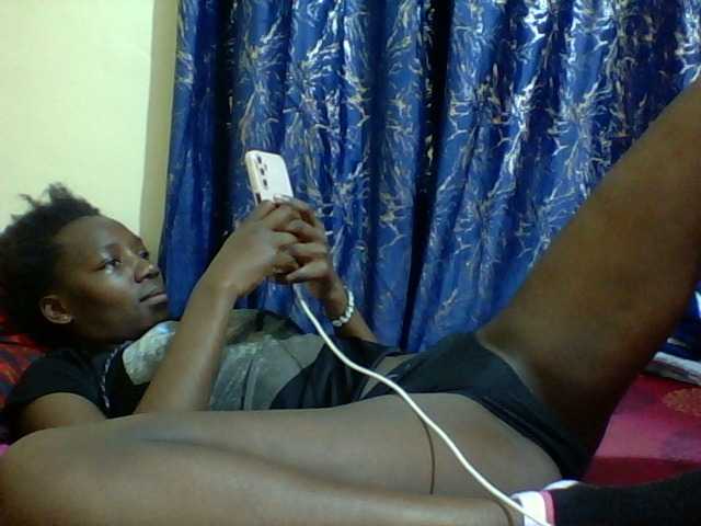 Sweetebonny live cam on BongaCams