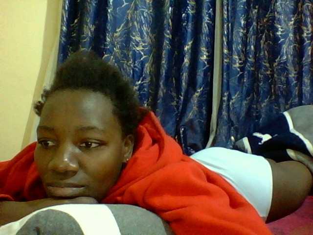 Sweetebonny live cam on BongaCams