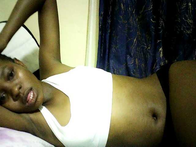 Sweetebonny live webcam show
