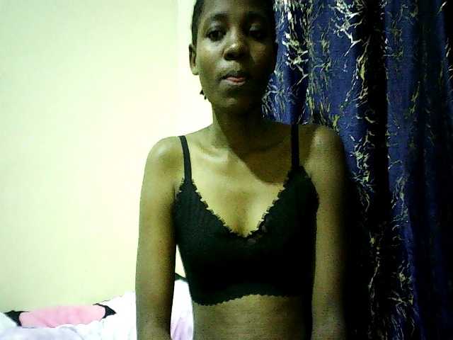 Sweetebonny live webcam show