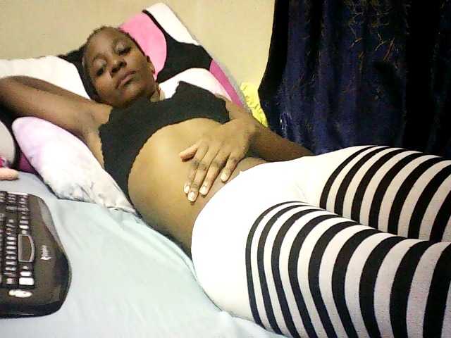 Sweetebonny live webcam show