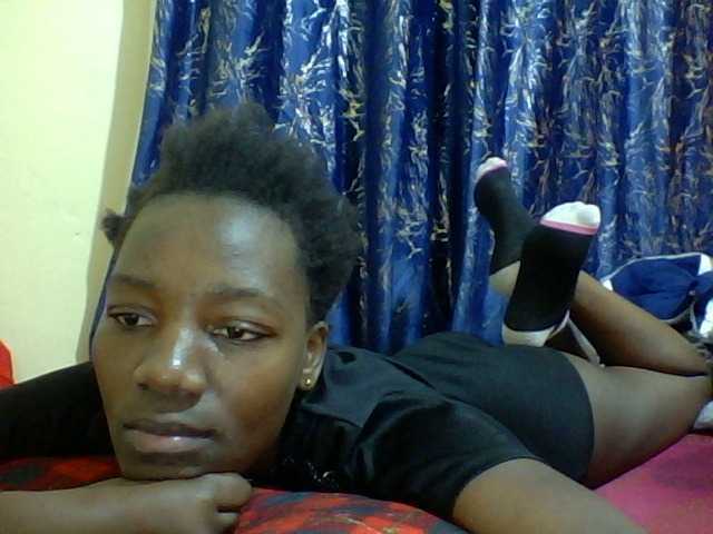 Sweetebonny live cam on BongaCams