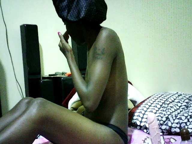 Sweetebonny live cam on BongaCams