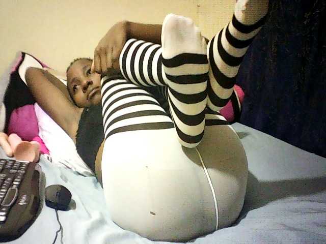 Sweetebonny live cam on BongaCams