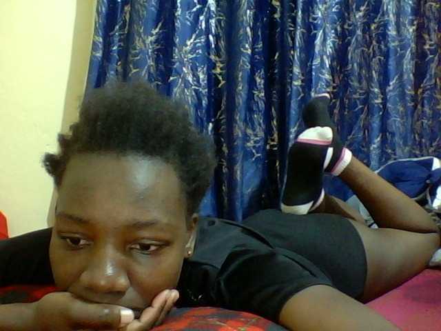 Sweetebonny live cam on BongaCams
