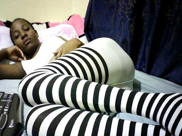 Sweetebonny live webcam show