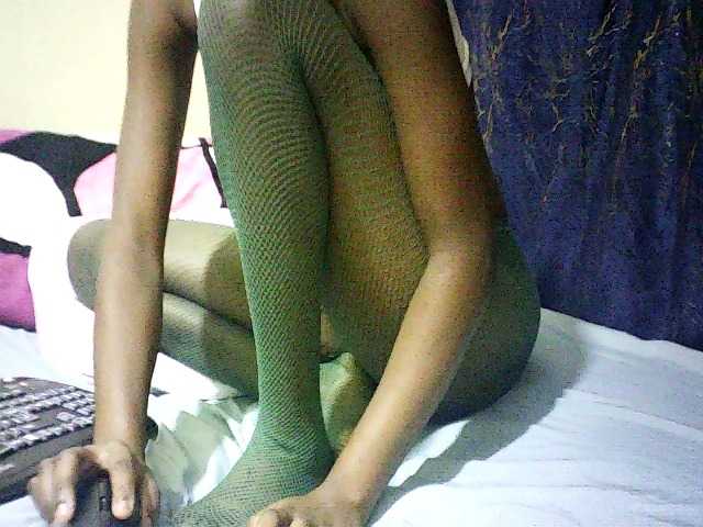 Sweetebonny live cam on BongaCams