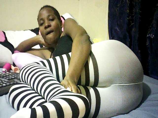 Sweetebonny live webcam show