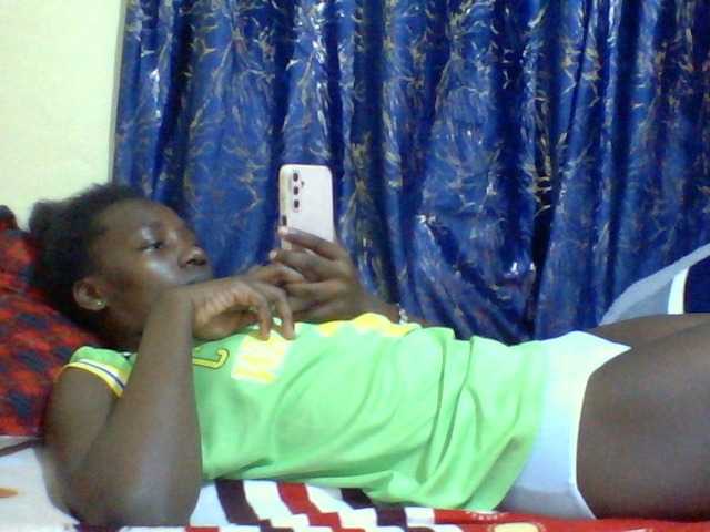 Sweetebonny Live Cam on BongaCams