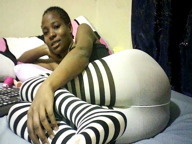 Sweetebonny live webcam show