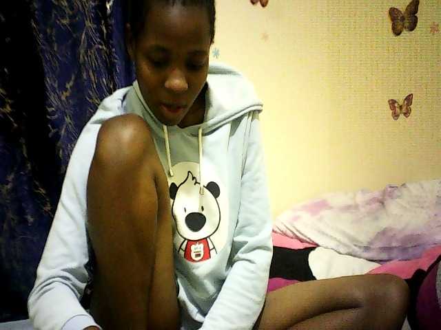 Sweetebonny live cam on BongaCams