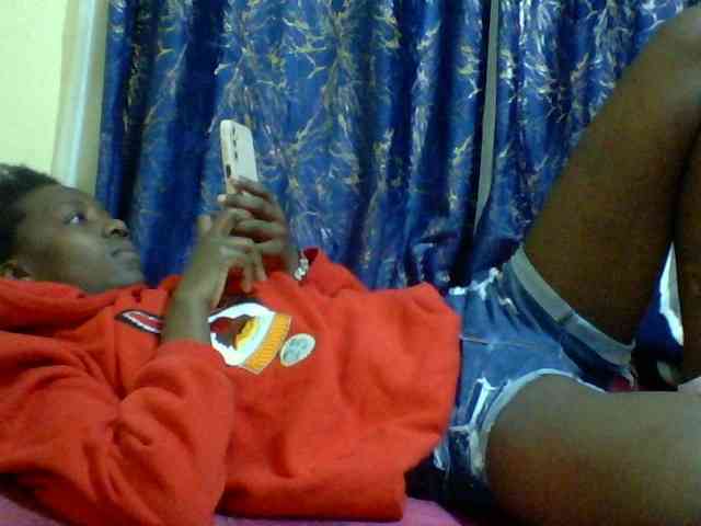 Sweetebonny webcam