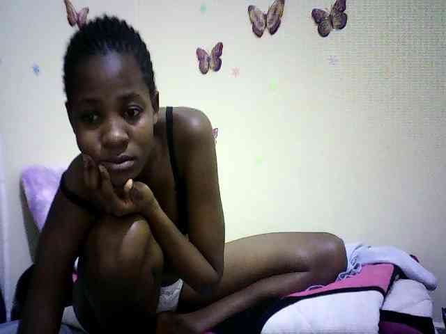 Sweetebonny webcam