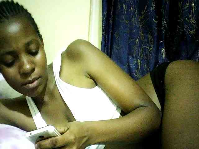Sweetebonny webcam