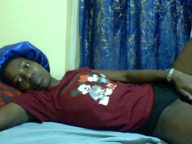 Sweetebonny webcam