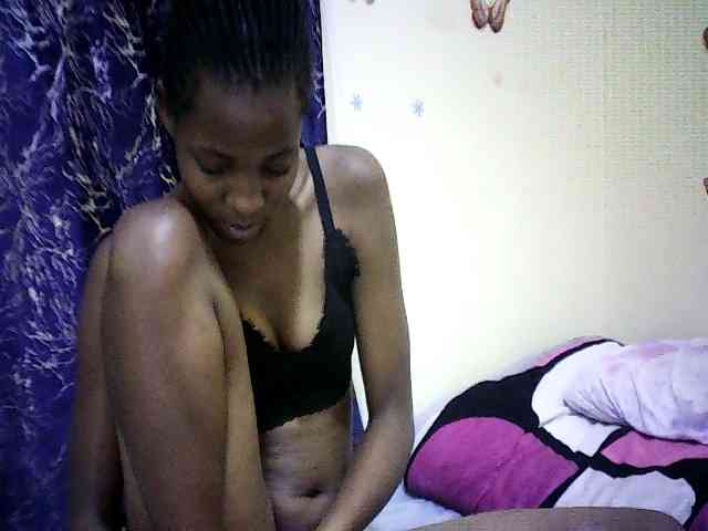 Sweetebonny webcam
