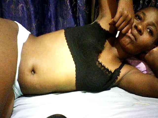 Sweetebonny webcam