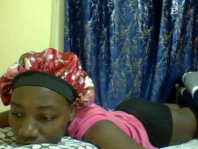 Sweetebonny webcam