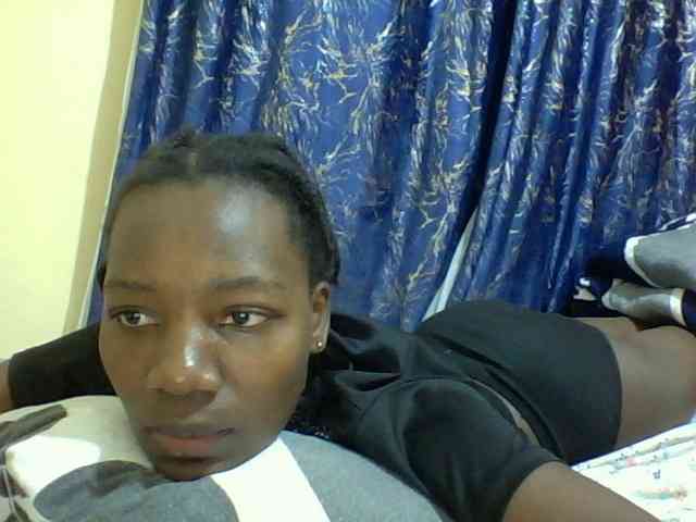 Sweetebonny webcam