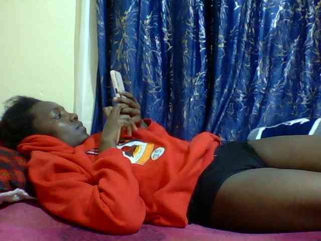 Sweetebonny webcam