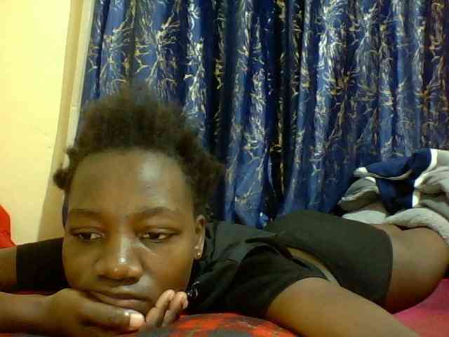 Sweetebonny webcam
