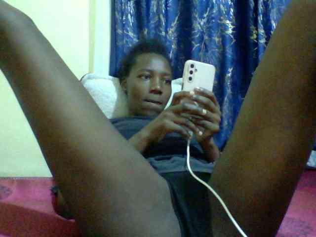 Sweetebonny webcam