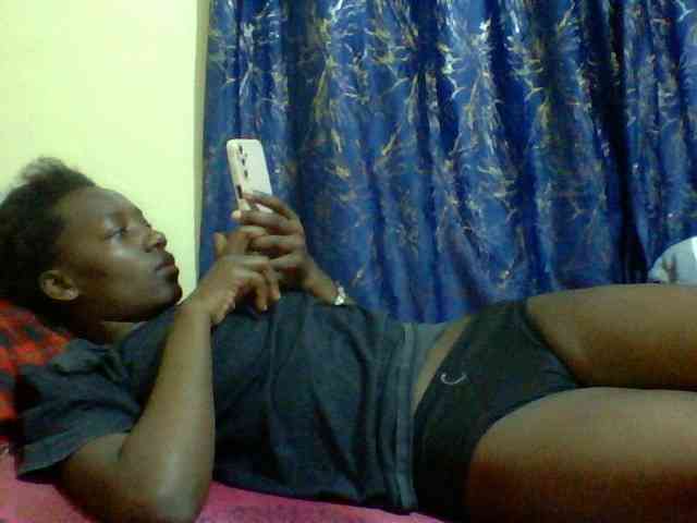 Sweetebonny webcam