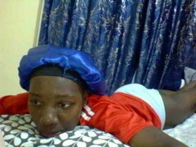 Sweetebonny webcam