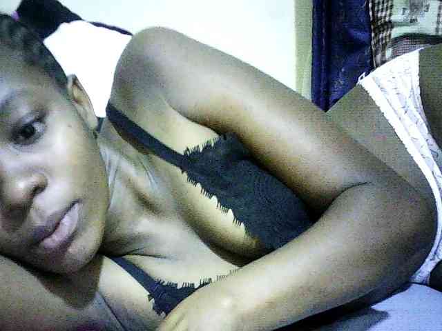 Sweetebonny webcam