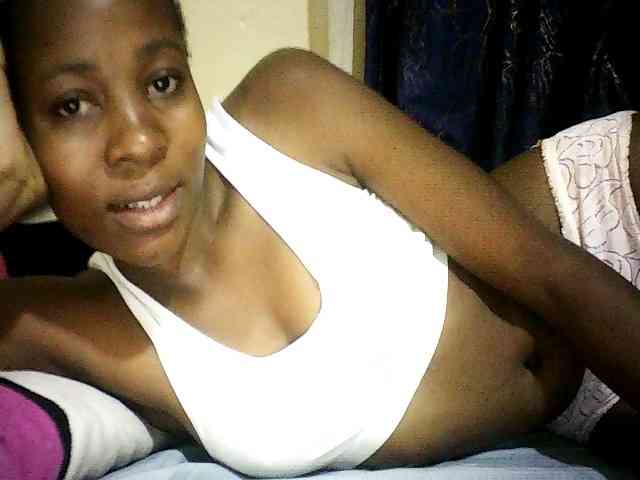 Sweetebonny webcam