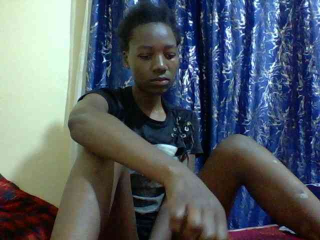 Sweetebonny webcam