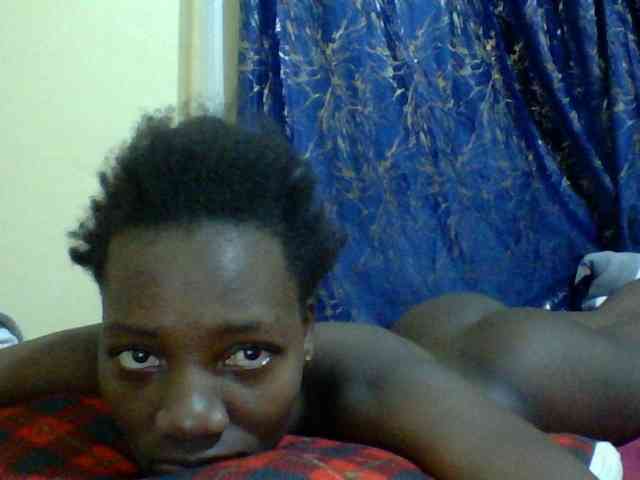 Sweetebonny webcam