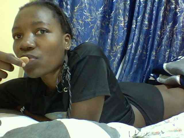 Sweetebonny webcam