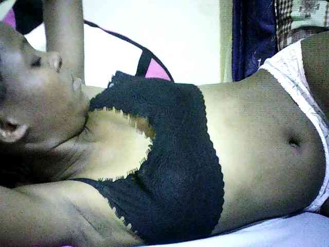 Sweetebonny webcam