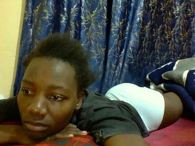 Sweetebonny webcam