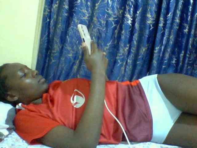 Sweetebonny webcam