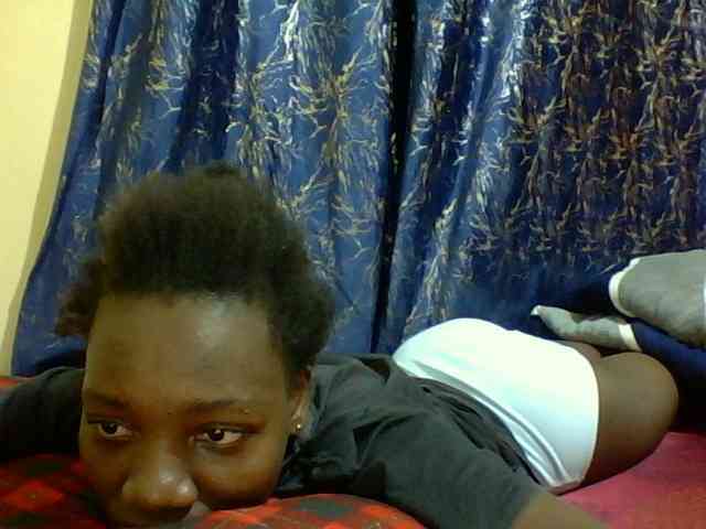 Sweetebonny webcam