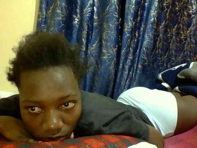 Sweetebonny webcam