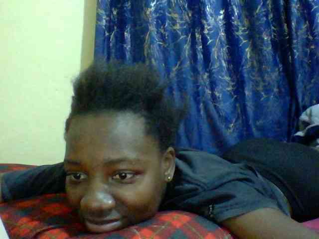 Sweetebonny webcam