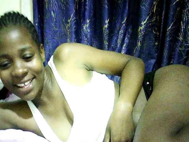 Sweetebonny webcam