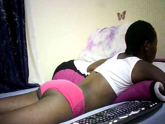Sweetebonny webcam