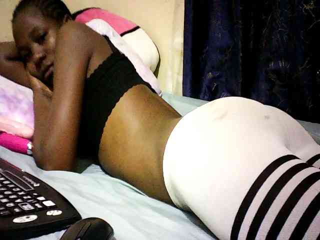 Sweetebonny webcam