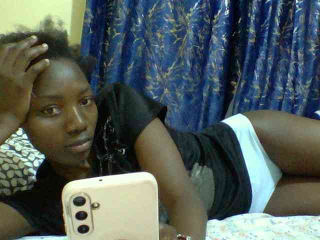 Sweetebonny webcam