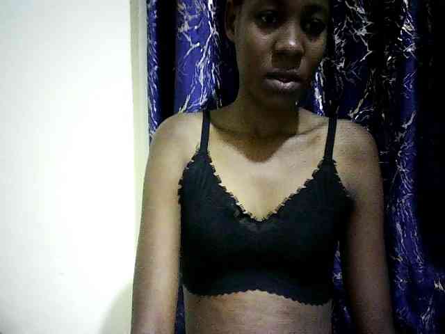 Sweetebonny webcam